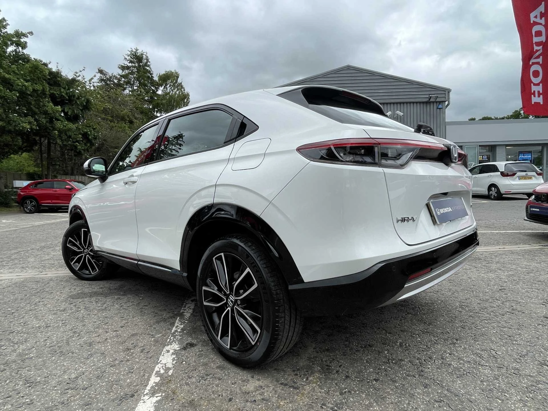 Vehicle image 3