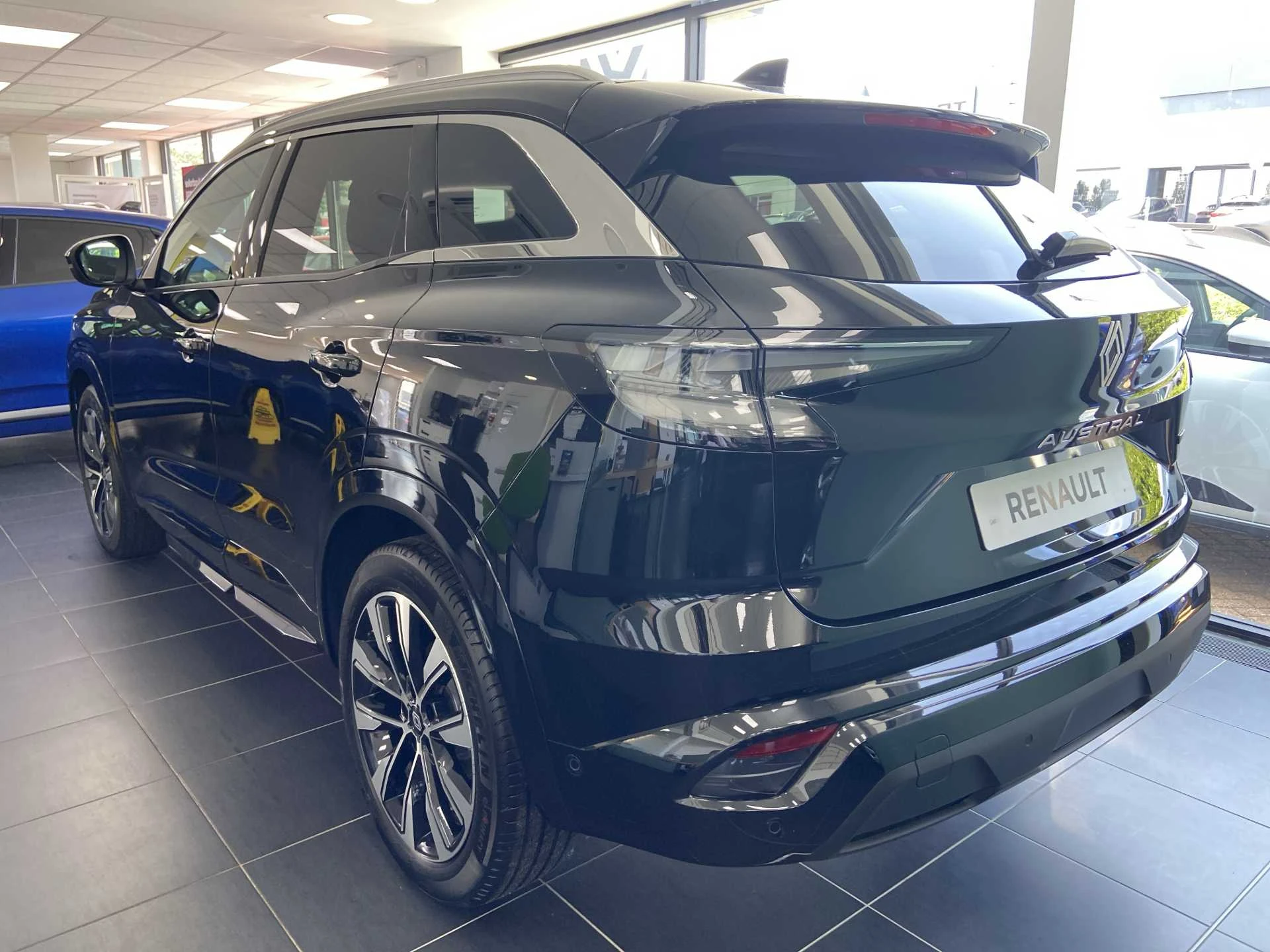 Vehicle image 3