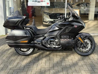 Honda GL1800 Gold Wing Listing Image