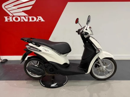 Piaggio Listing Image