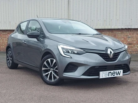 Renault Clio Listing Image