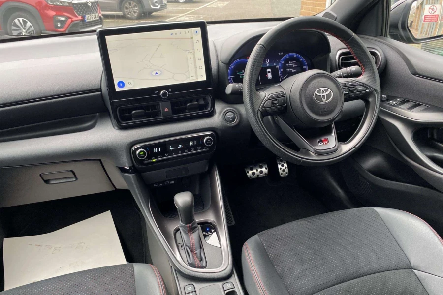 Vehicle Image - 3
