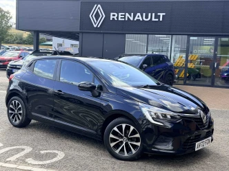 Renault Clio Listing Image