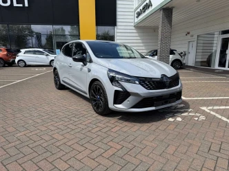 Renault Clio Listing Image