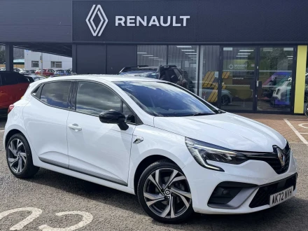 Renault Clio Listing Image