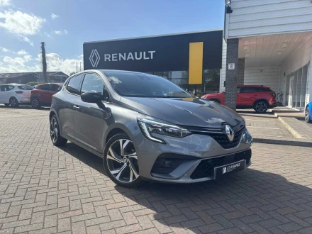 Renault Clio Listing Image