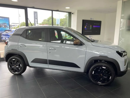 Dacia Spring Listing Image