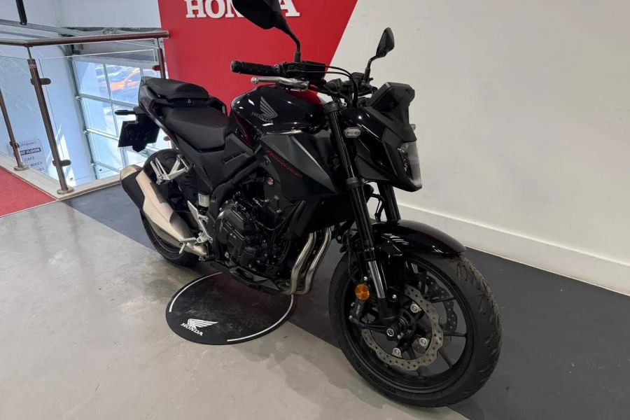 Vehicle Image - 1