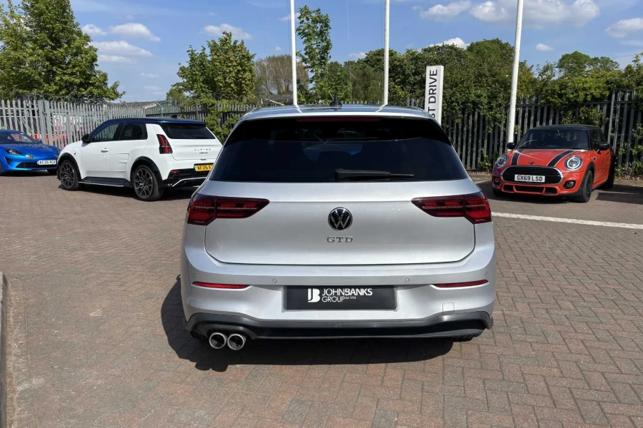 Vehicle Image - 2