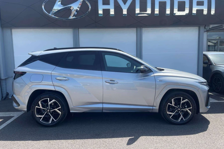Vehicle Image - 1