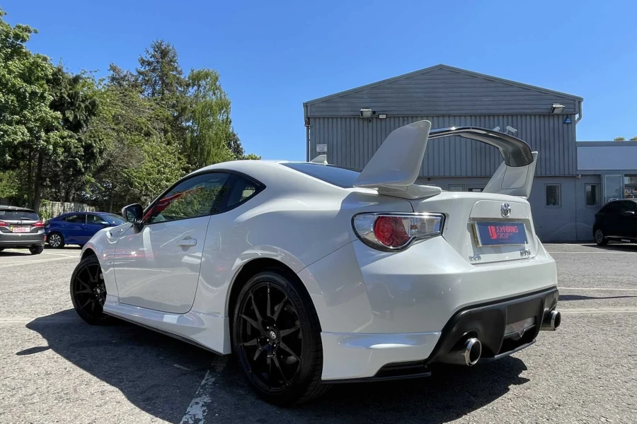 Vehicle Image - 1