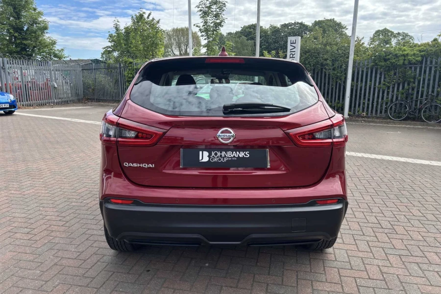 Vehicle Image - 2