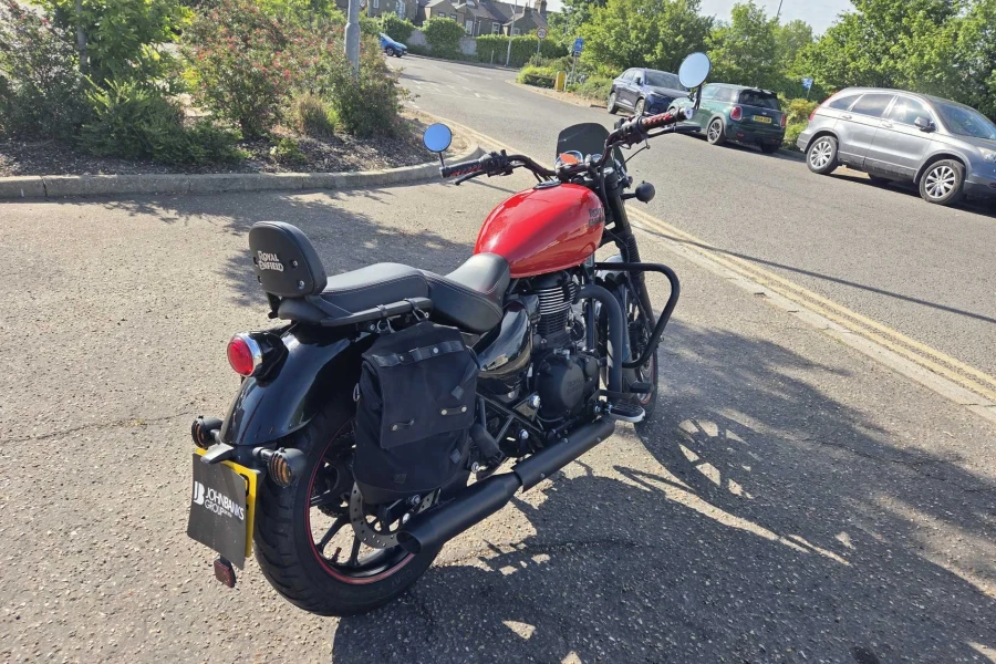 Vehicle Image - 2