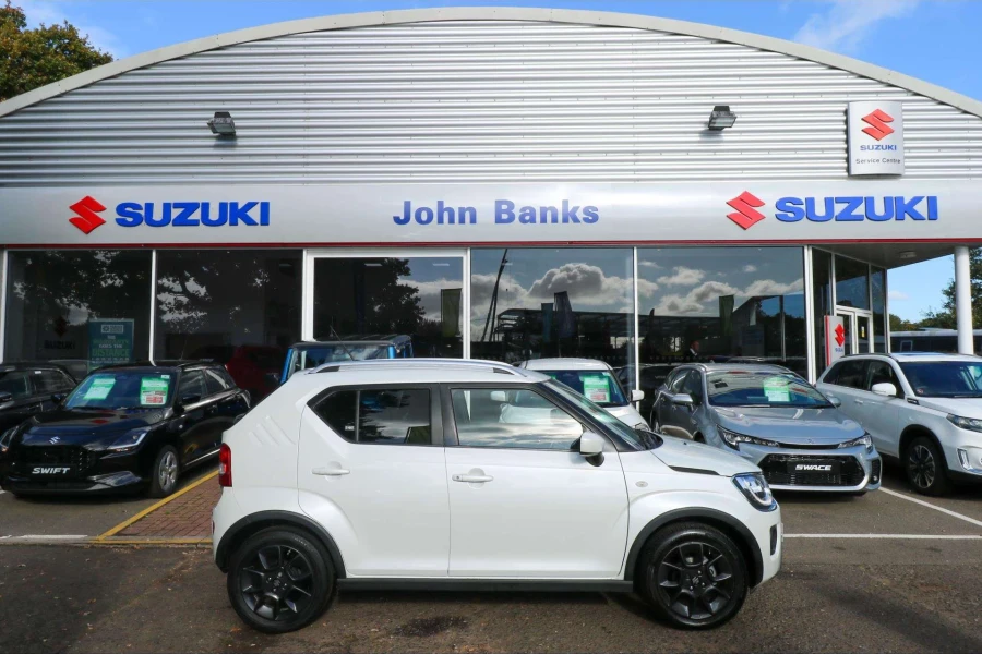 Vehicle Image - 3