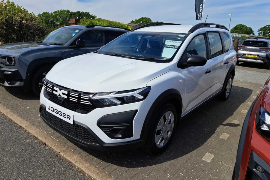 Vehicle Image - 2