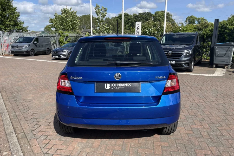 Vehicle Image - 2