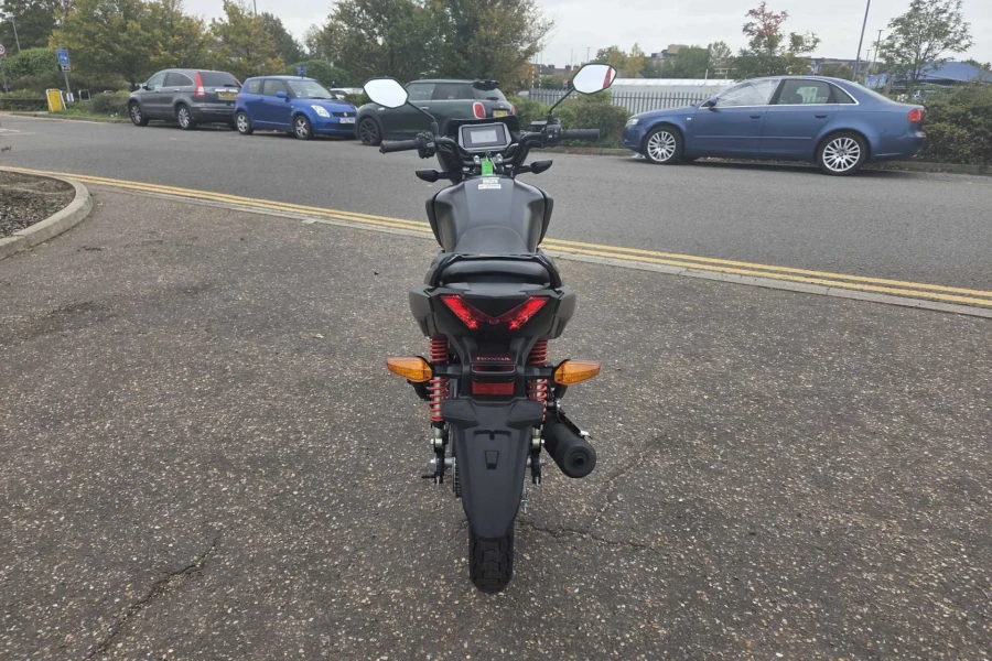Vehicle Image - 3