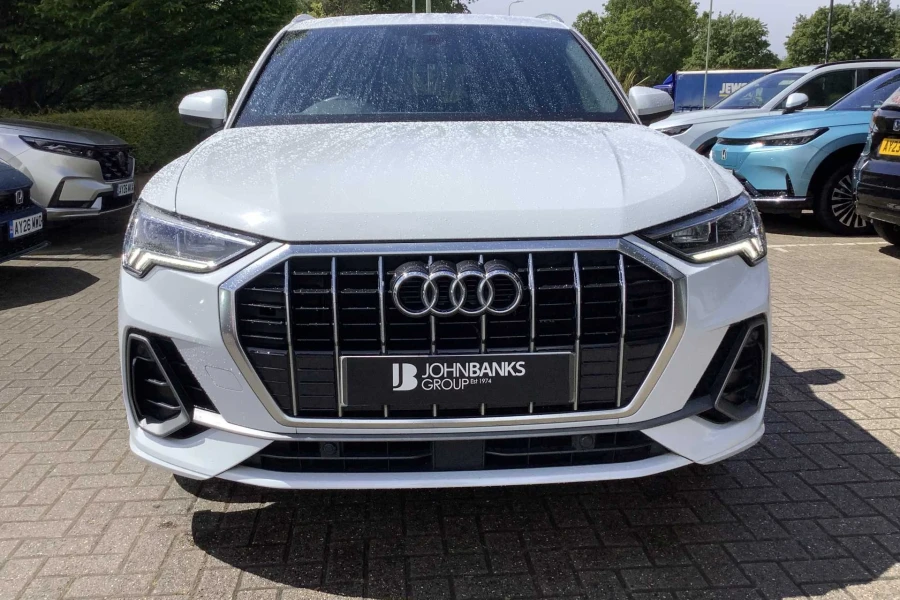 Vehicle Image - 1