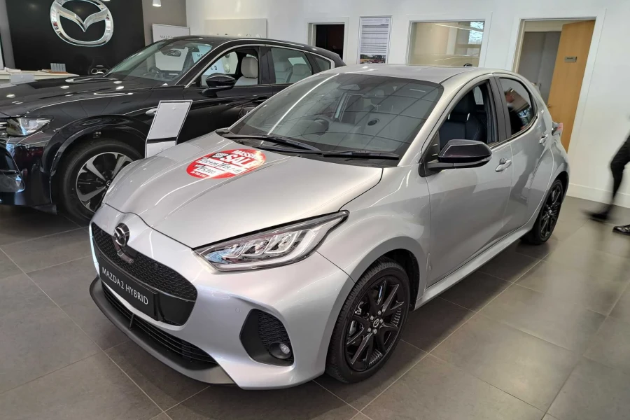Vehicle Image - 2