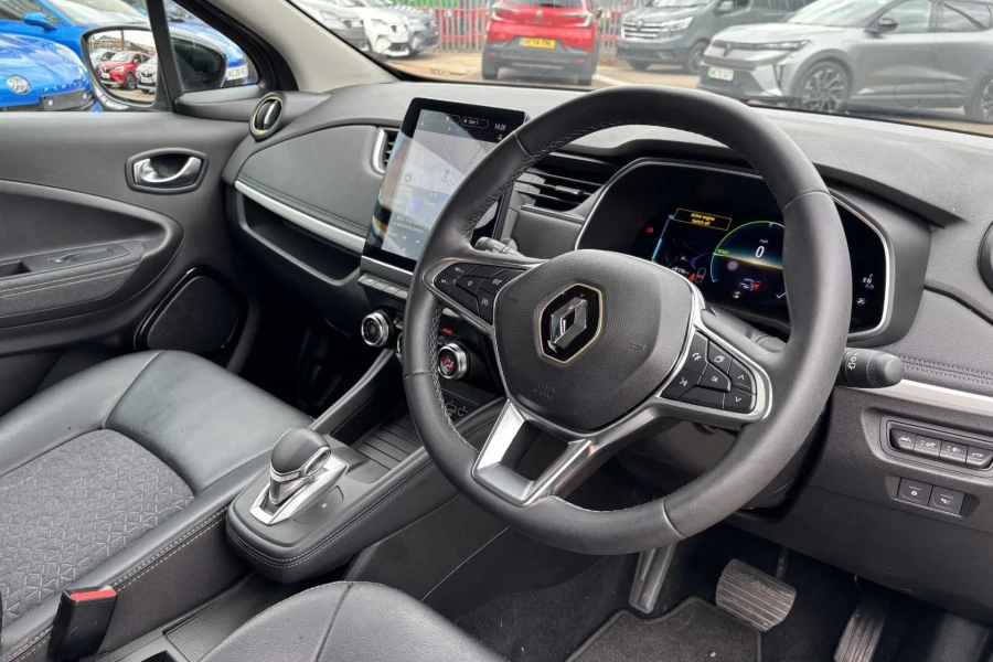 Vehicle Image - 3