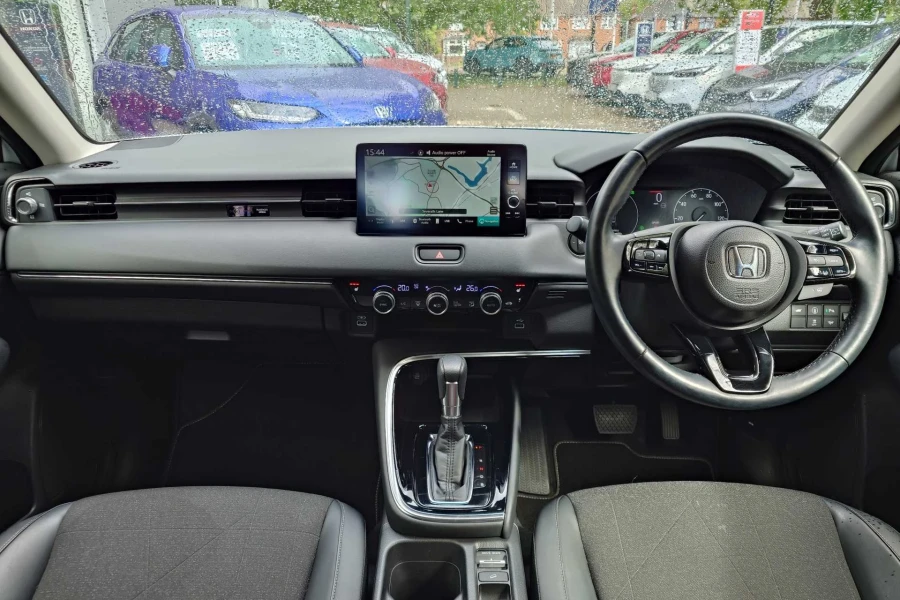 Vehicle Image - 3