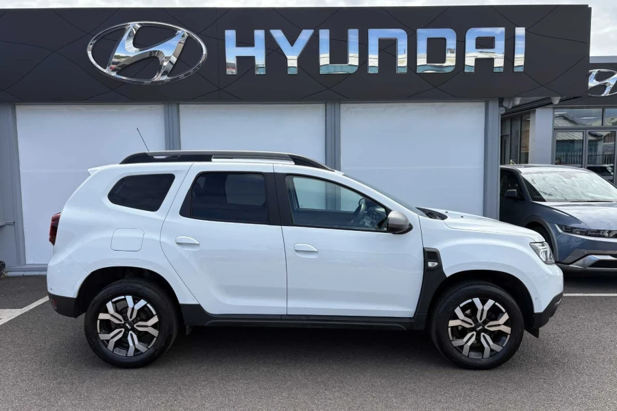 Vehicle Image - 0
