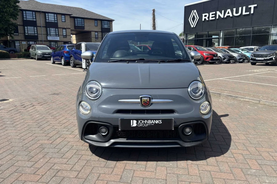Vehicle Image - 1