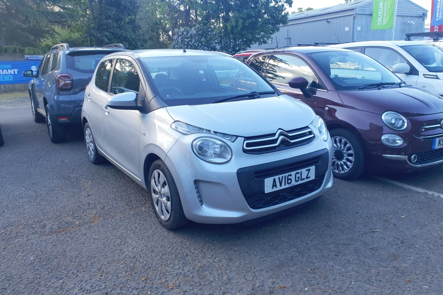 Vehicle Image - 1