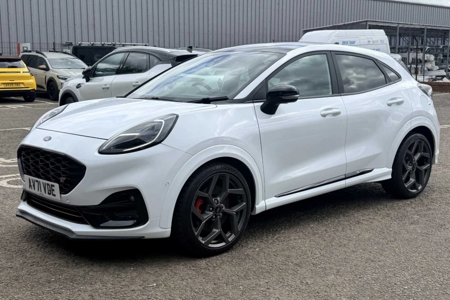 Vehicle Image - 1