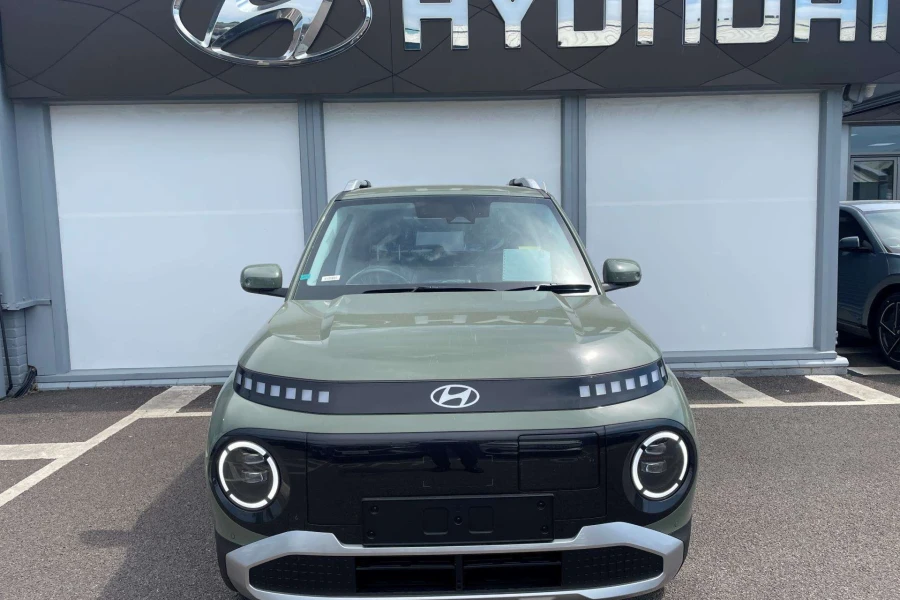 Vehicle Image - 3