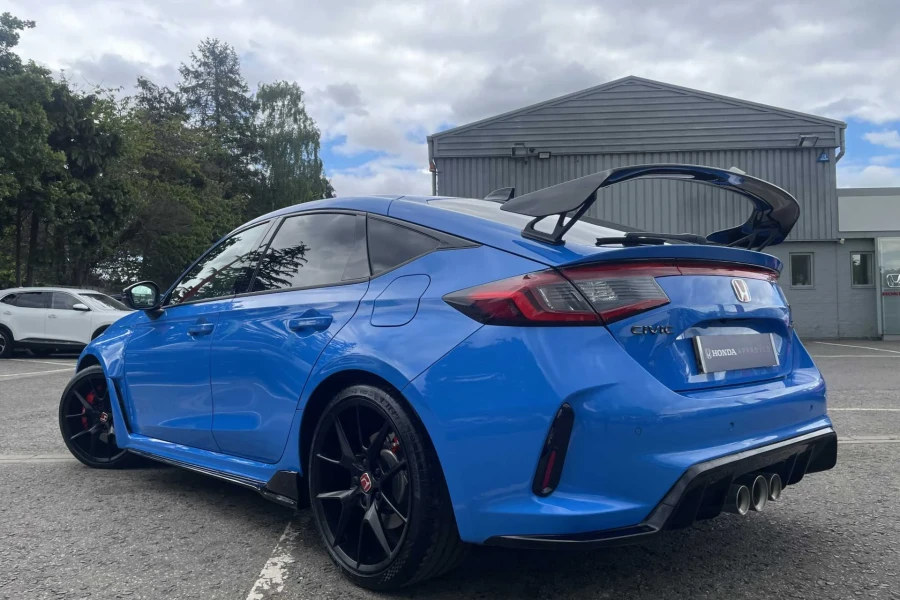 Vehicle Image - 2