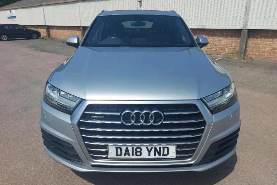 Vehicle Image - 1