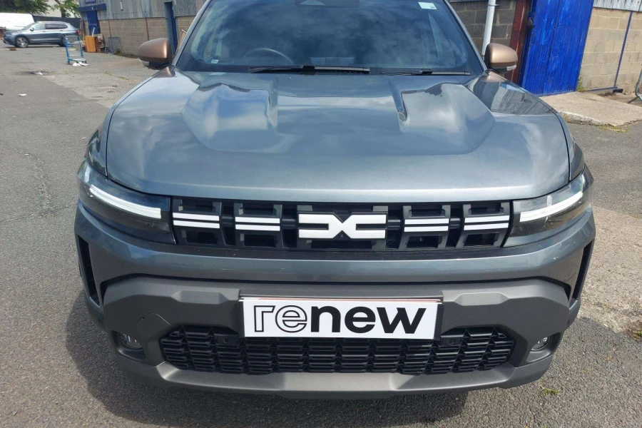 Vehicle Image - 1
