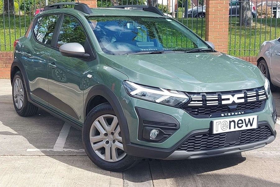 Vehicle Image - 0