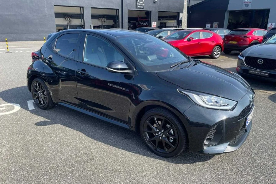 Vehicle Image - 3