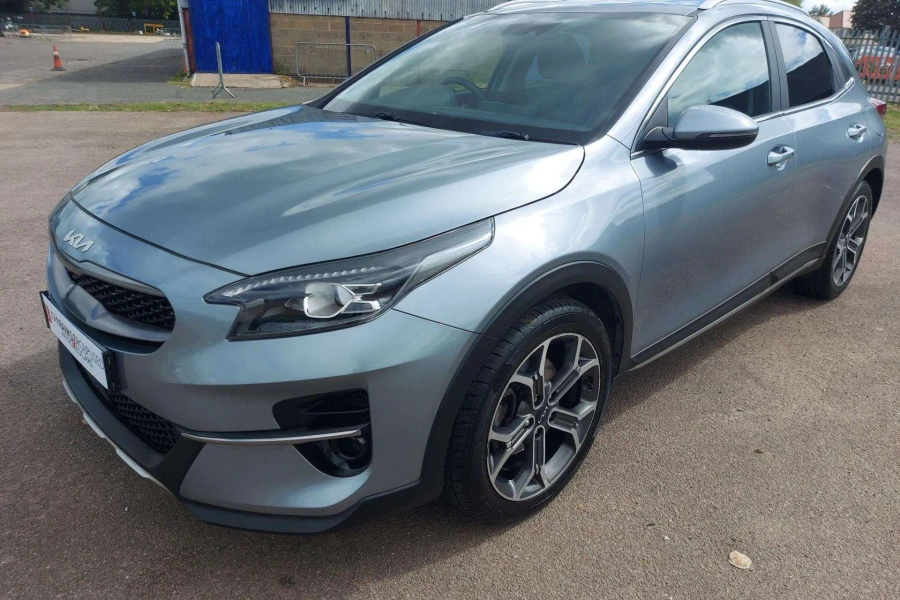 Vehicle Image - 2
