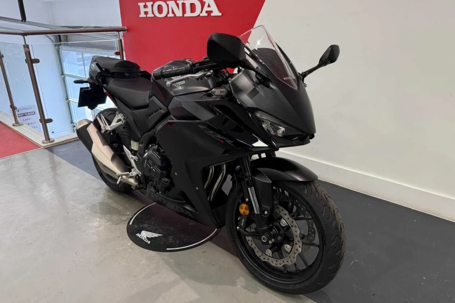 Vehicle Image - 1
