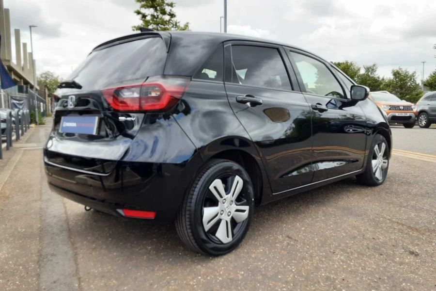 Vehicle Image - 3