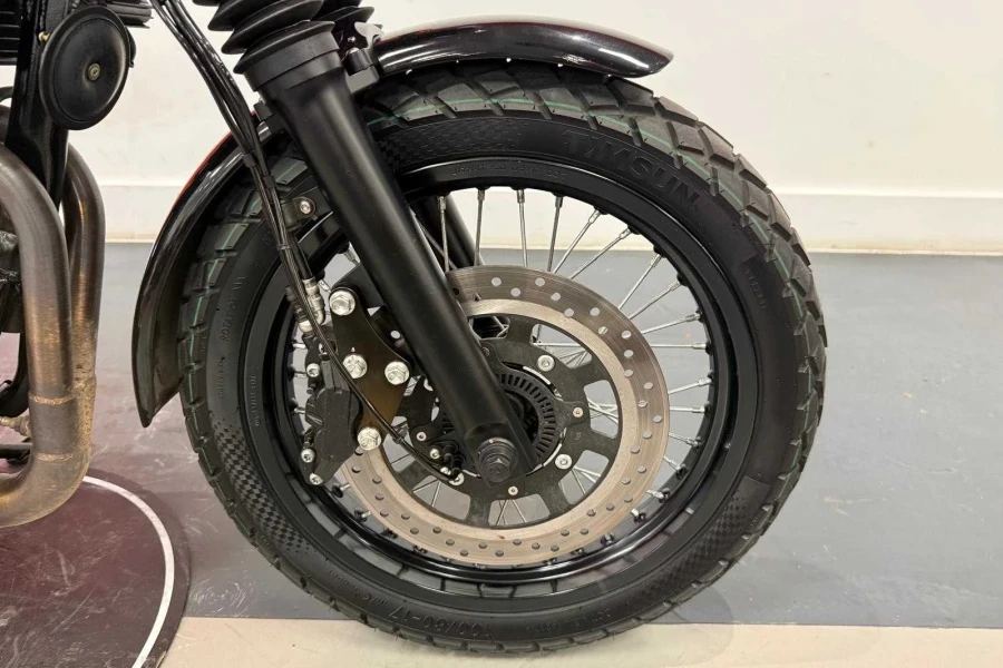 Vehicle Image - 3