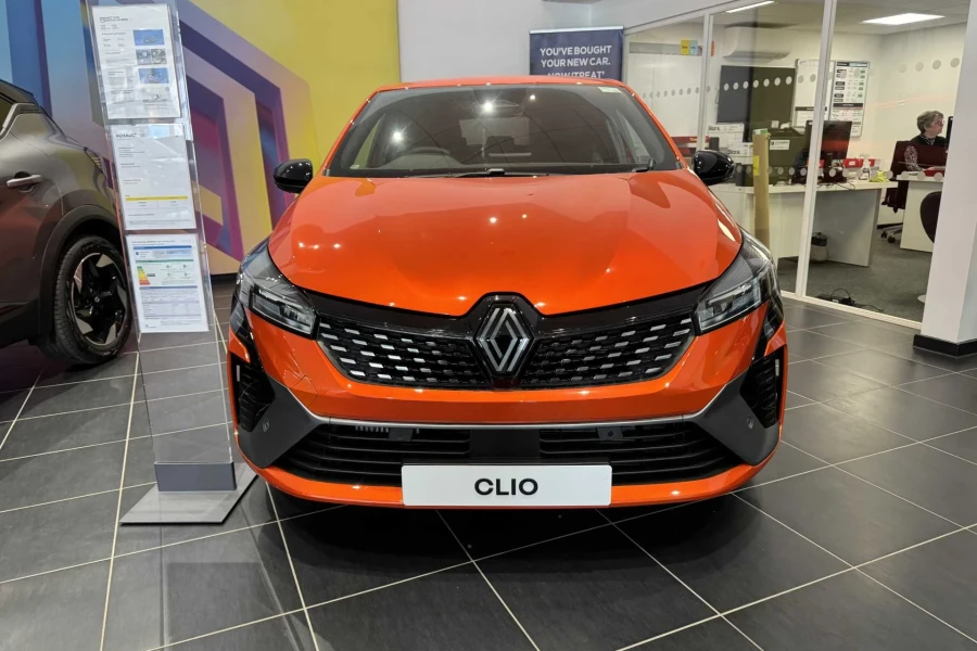 Vehicle Image - 3