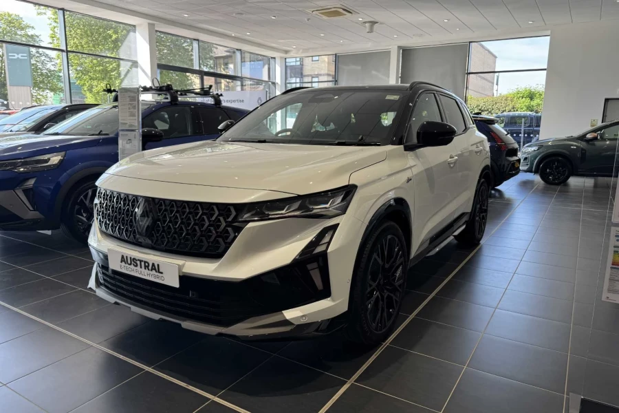 Vehicle Image - 0