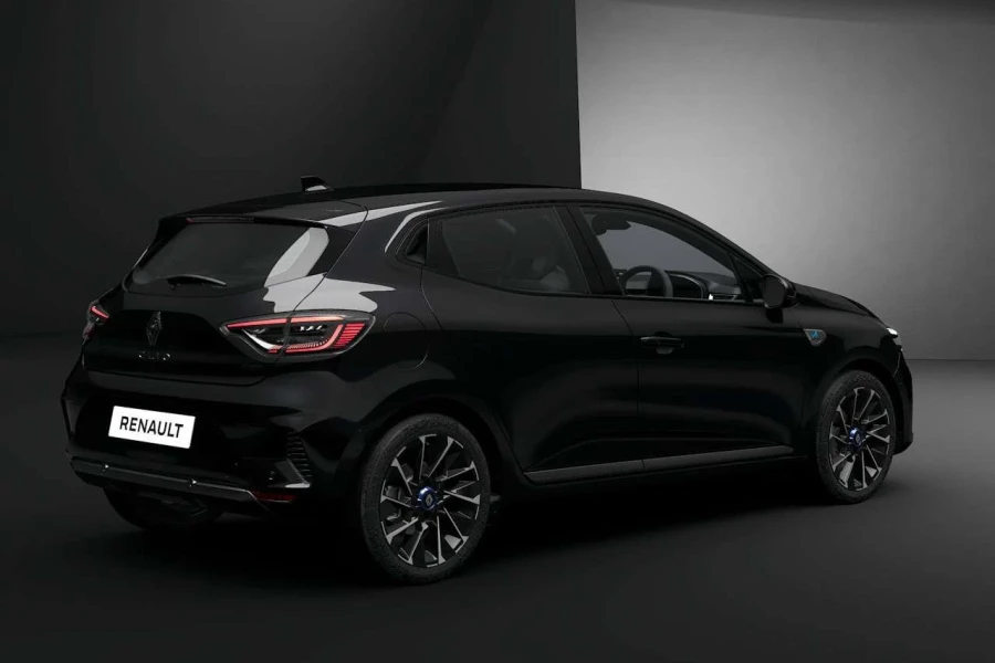 Vehicle Image - 2