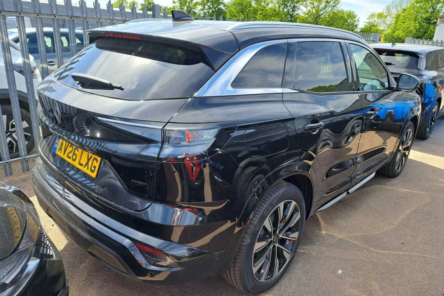 Vehicle Image - 2