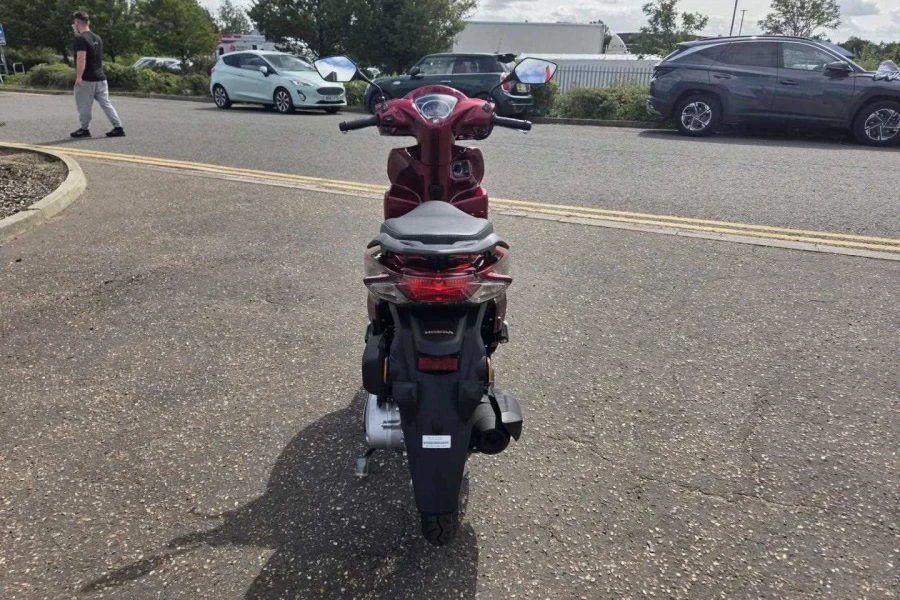 Vehicle Image - 3