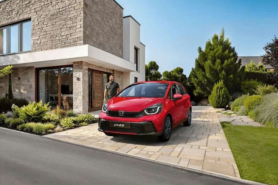 Vehicle Image - 2
