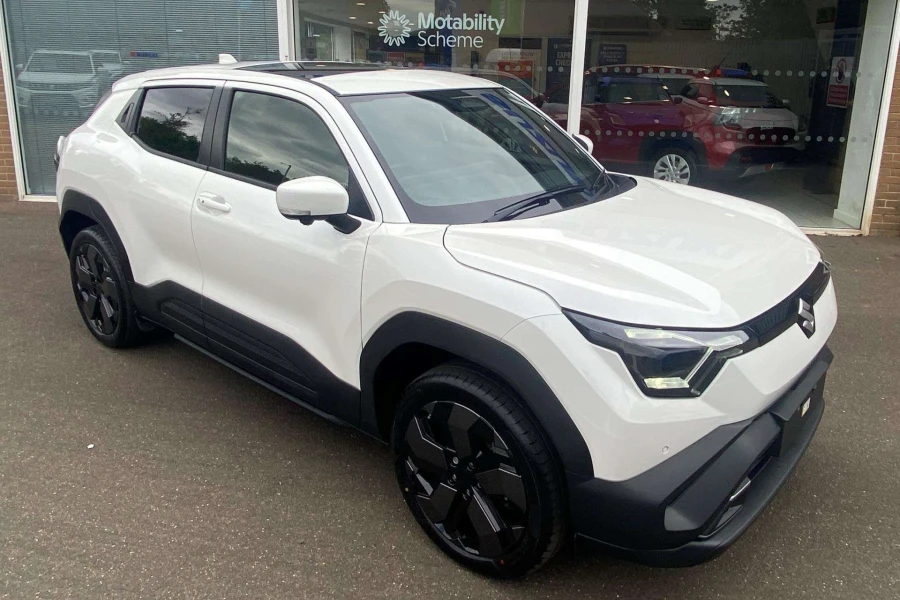 Vehicle Image - 0