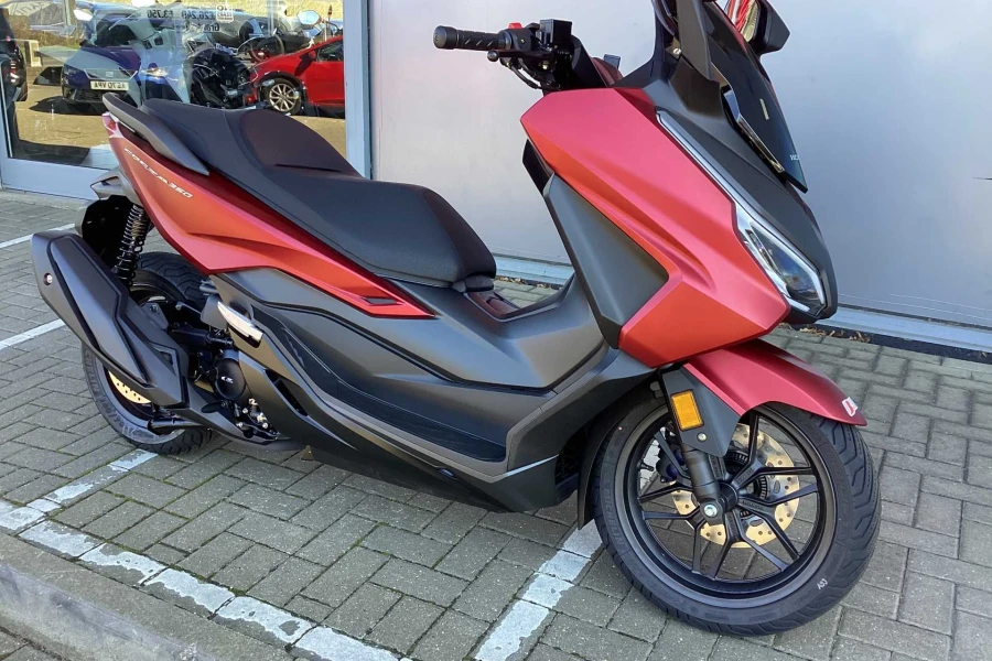 Vehicle Image - 1