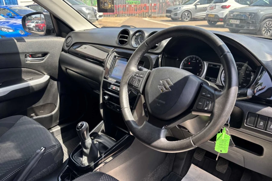 Vehicle Image - 3