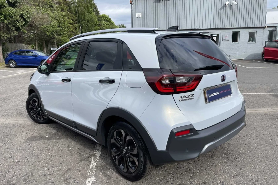 Vehicle Image - 2