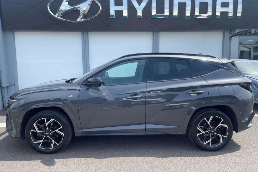 Vehicle Image - 2